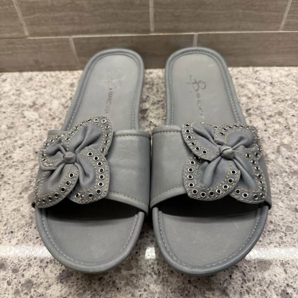Women’s B. Makowsky Dusty Blue Soft Leather Slip On Shoes-Size 7.5M - Picture 4 of 9